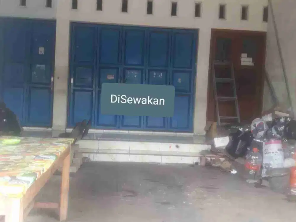 ruko 1 lantai siap pakai lokasi sangat strategis pinggir jalan di Ngaliyan