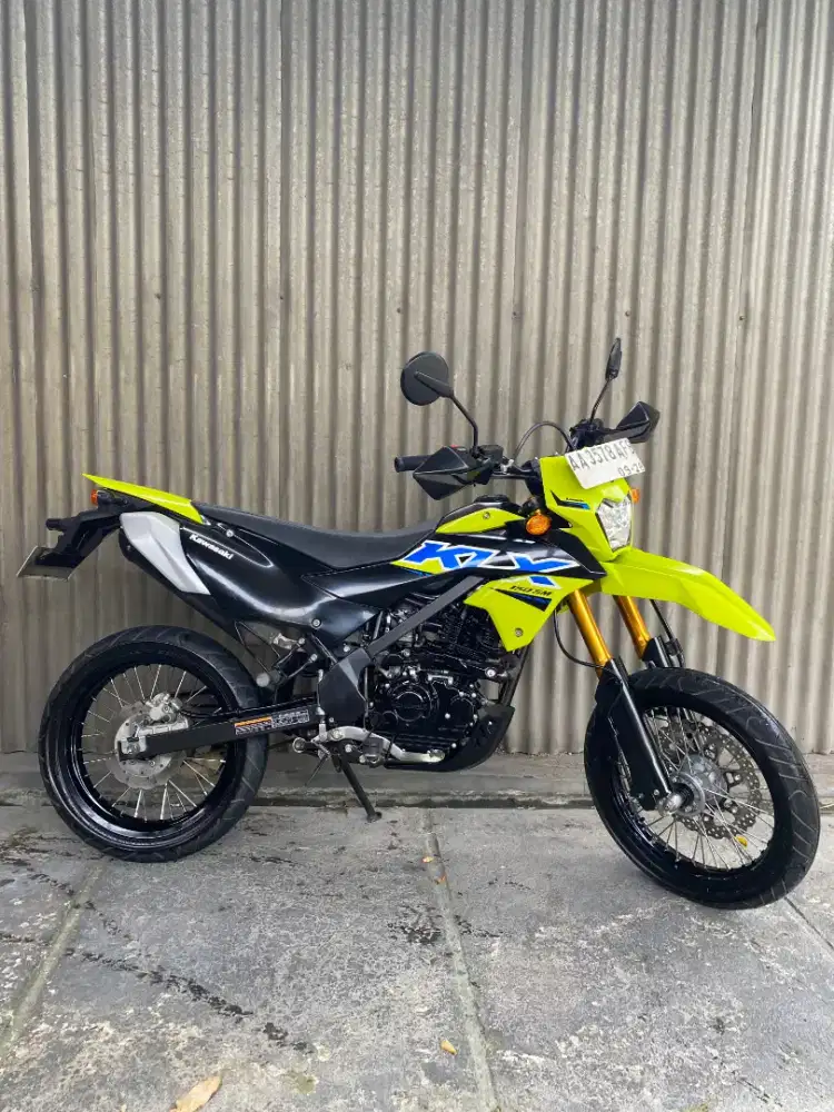 Kawasaki KLX SM 150 SM KLX trail crf WR