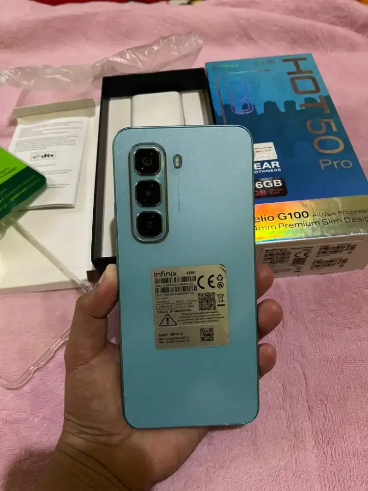Infinix hot 50 pro like new .8/256
