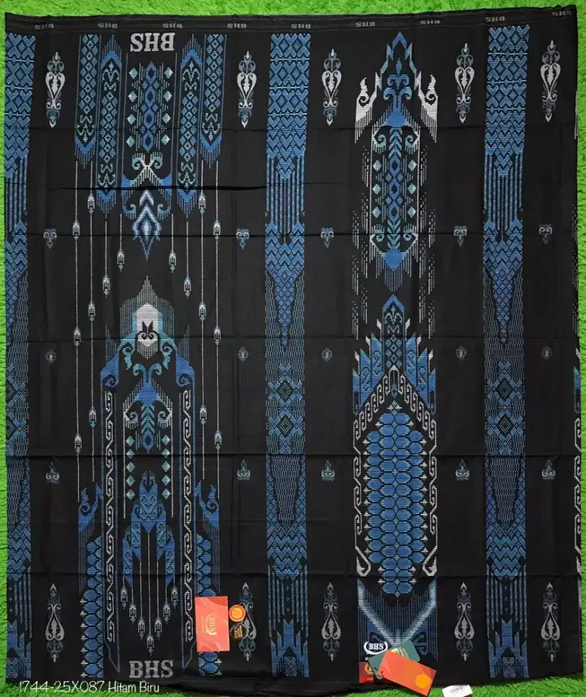 Sarung BHS Infinity V32 Gold Motif SNB Hitam Biru