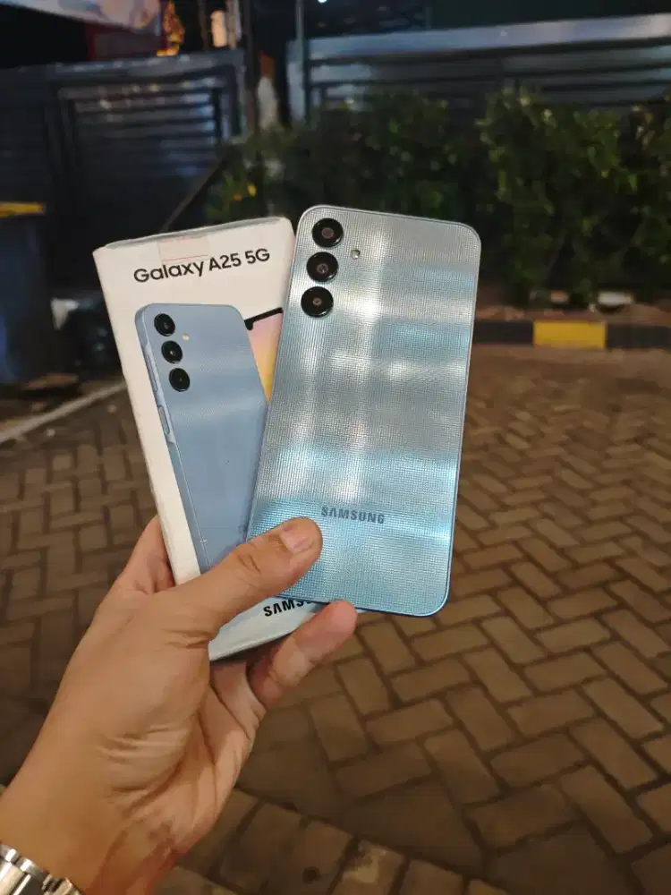SAMSUNG A25 5G RAM 8/256 GB