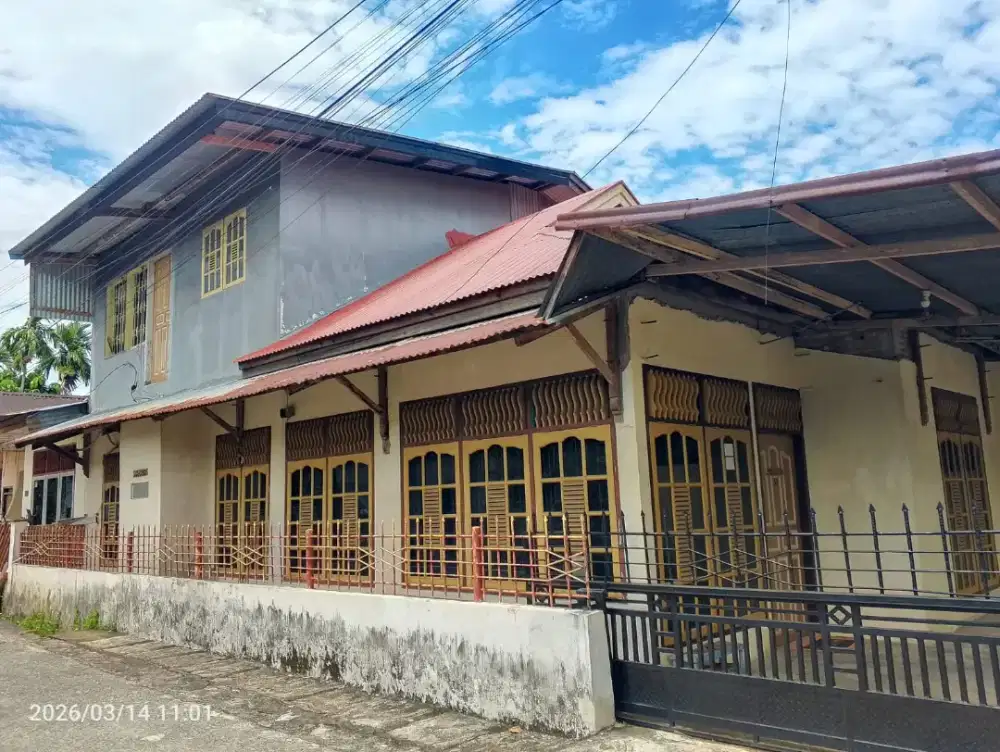 Dijual Rumah Hook Perumahan Belimbing Beserta Isi Bebas Banjir