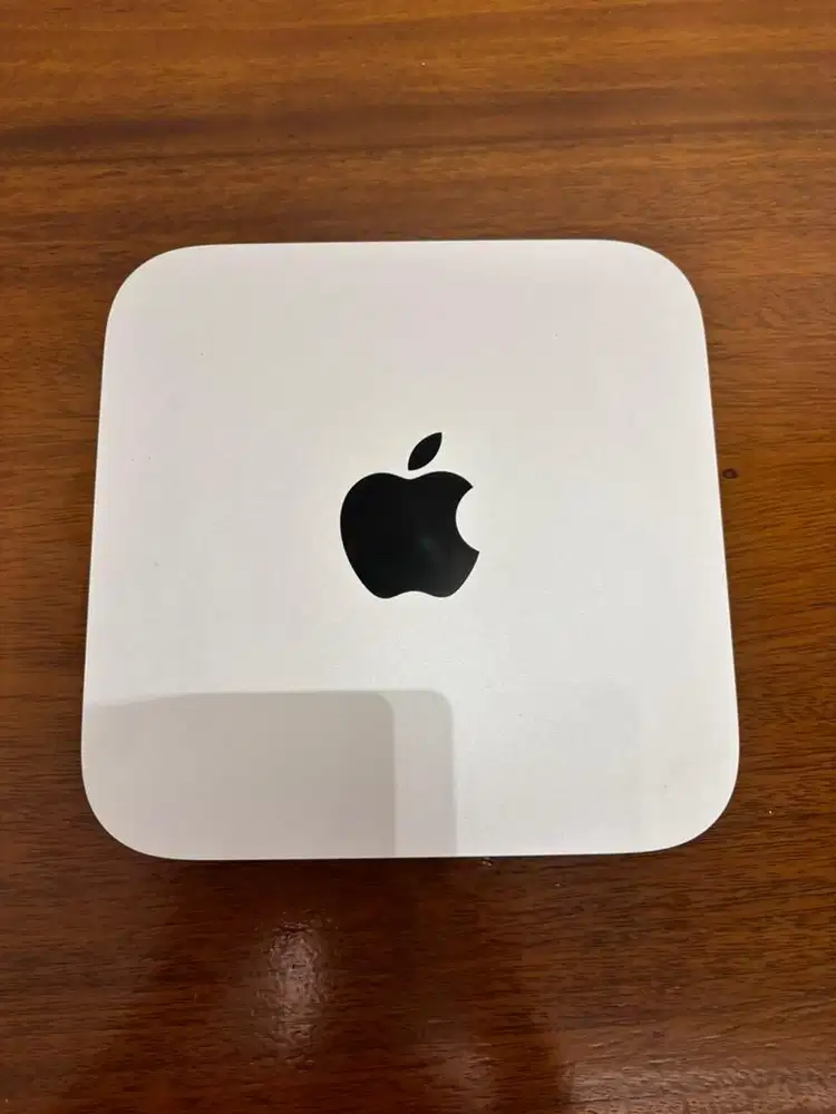 Mac Mini M2 CPU 8 core GPU 10 corr Ram 8Gb SSD256