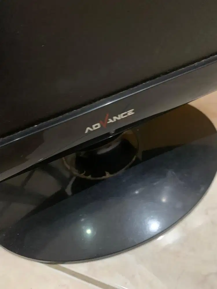 TFT LCD MONITOR ADVANCE