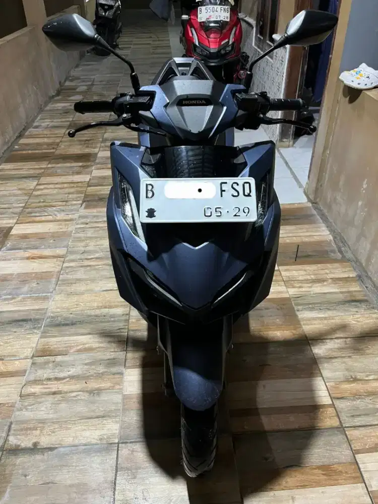 Vario 160 abs blue matte th 2024 istimewa