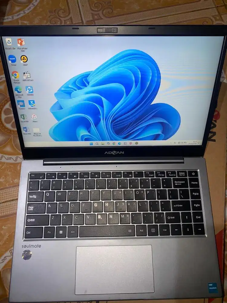DIJUAL CEPAT!! LAPTOP ADVAN SOULMATE SECOND LIKE NEW FULL MULUS