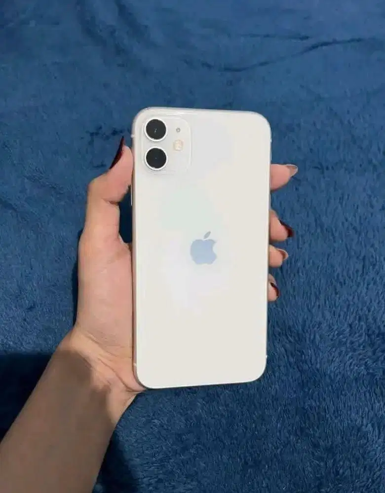 Iphone 11 64gb white ex ibox