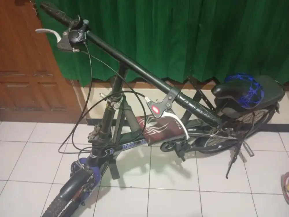 Sepeda lipat ukuran 20 inchi