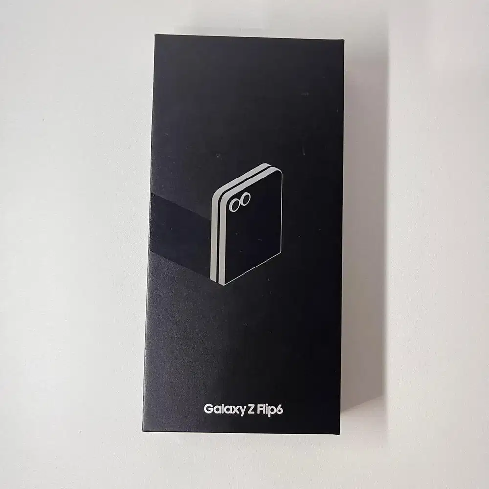 Samsung Z Flip 6 12/256GB Silver ex Resmi Sein