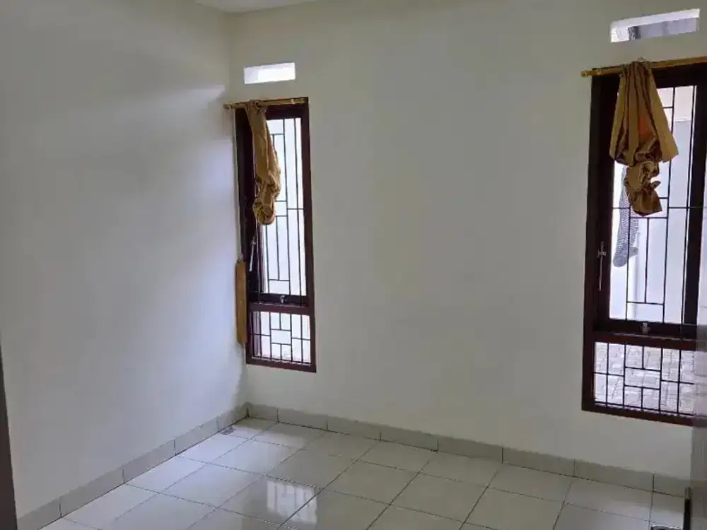 rumah di cimahi dekat sekolah dan mall