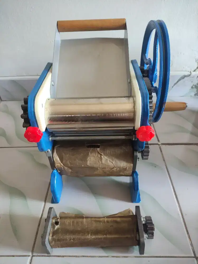 Mesin Gilingan Mie Manual