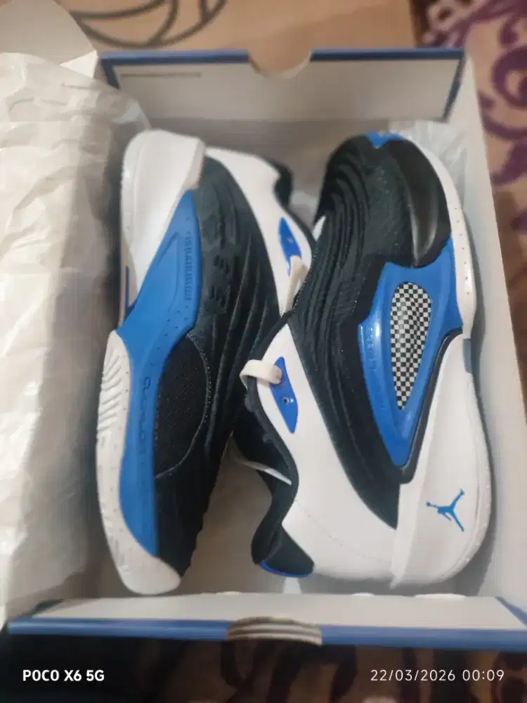 Sepatu basket Jordan luka 3 pf 100% ori hoops
