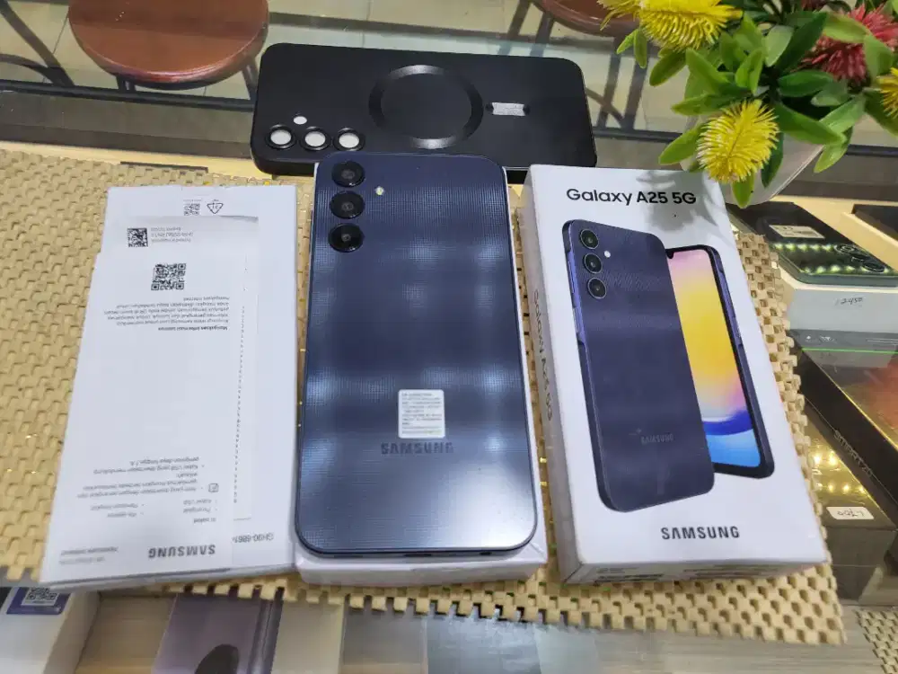 SAMSUNG A25 5G RAM 8+8/256GB 
MULUS FULSET MASIH ORI SEMUANYA