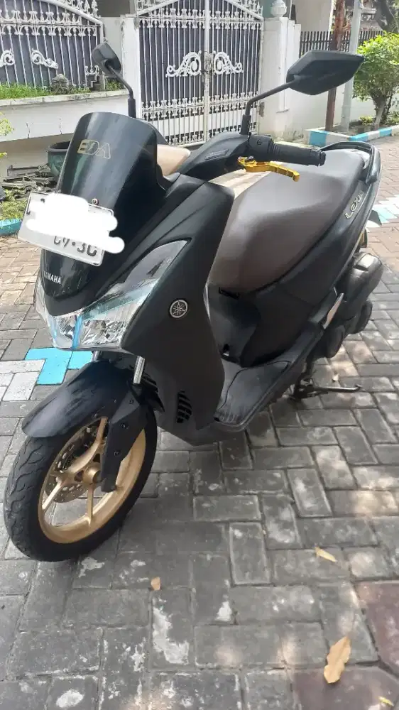 Lexi 2020 Tipe Tertinggi Maxi Signature up 155cc keyless