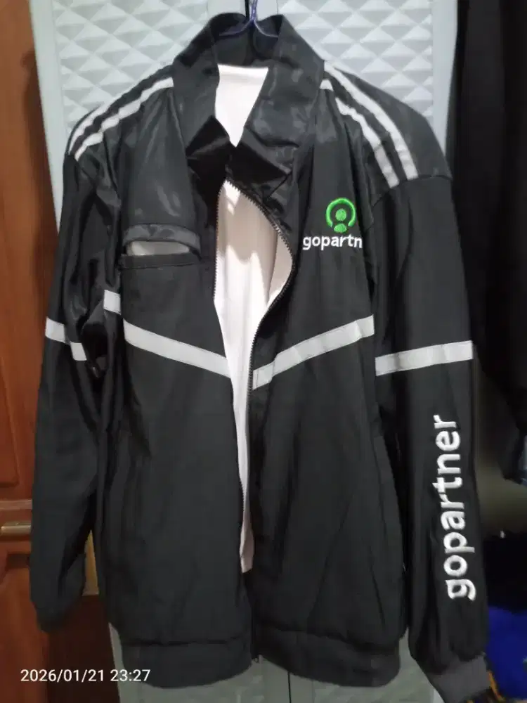 Jaket Gopartner Size L