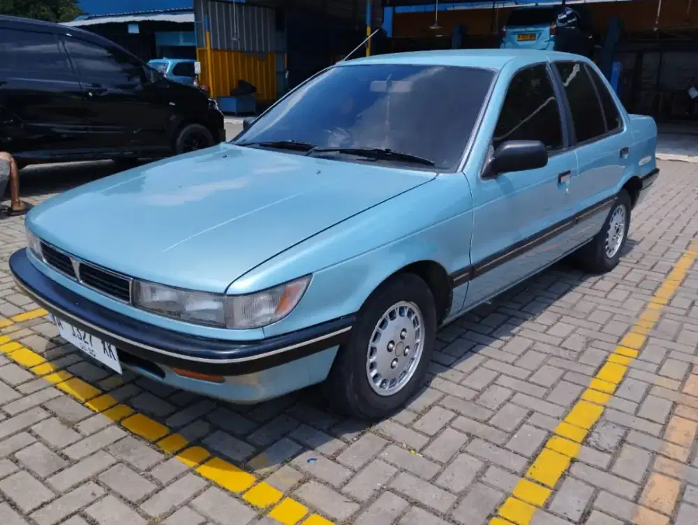 Mitsubishi Lancer Dangan 1991 GLXi - MT kondisi prima tinggal gas