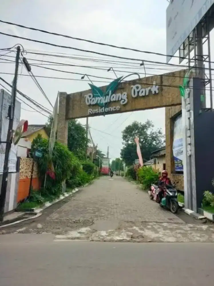 Disewakan Tahunan Rumah 1 Lantai 2KT/1KM
