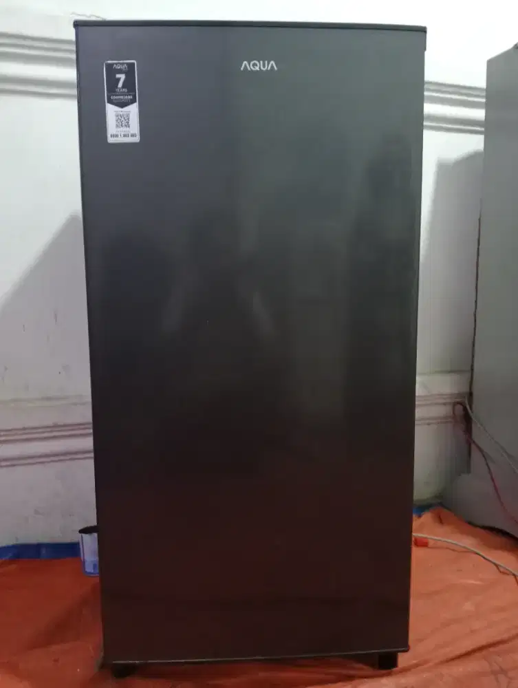 Kulkas AQUA AQR ~D181