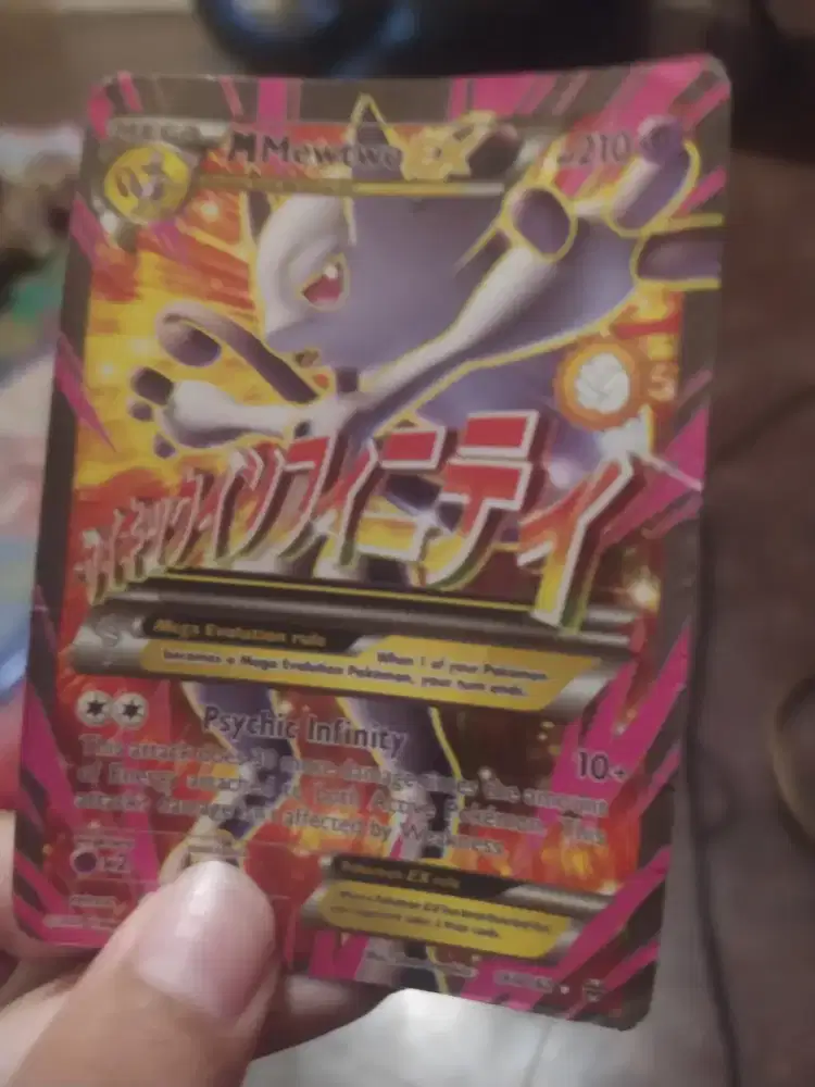 Pokemon koleksi kartu