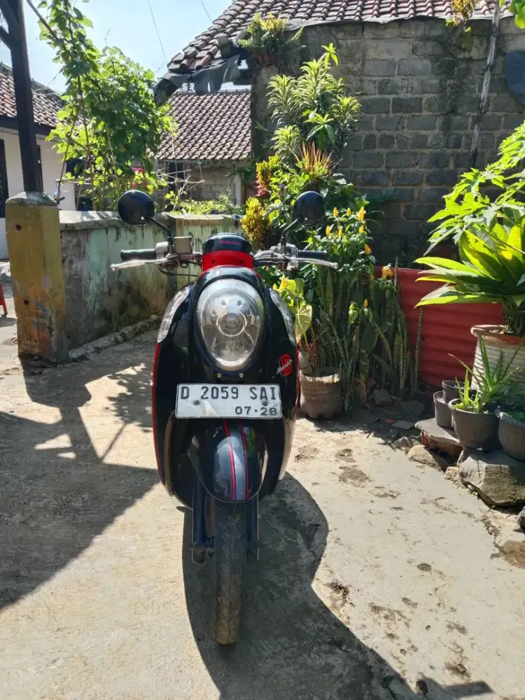 Honda scoopy fi 2013 mulus orsinil