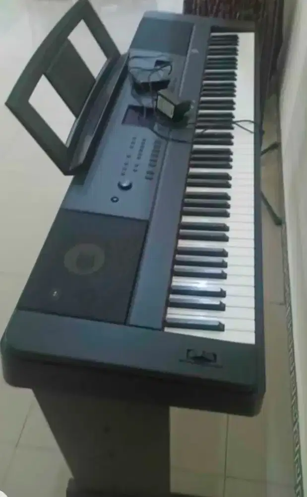 YAMAHA DGX660 istimewa
