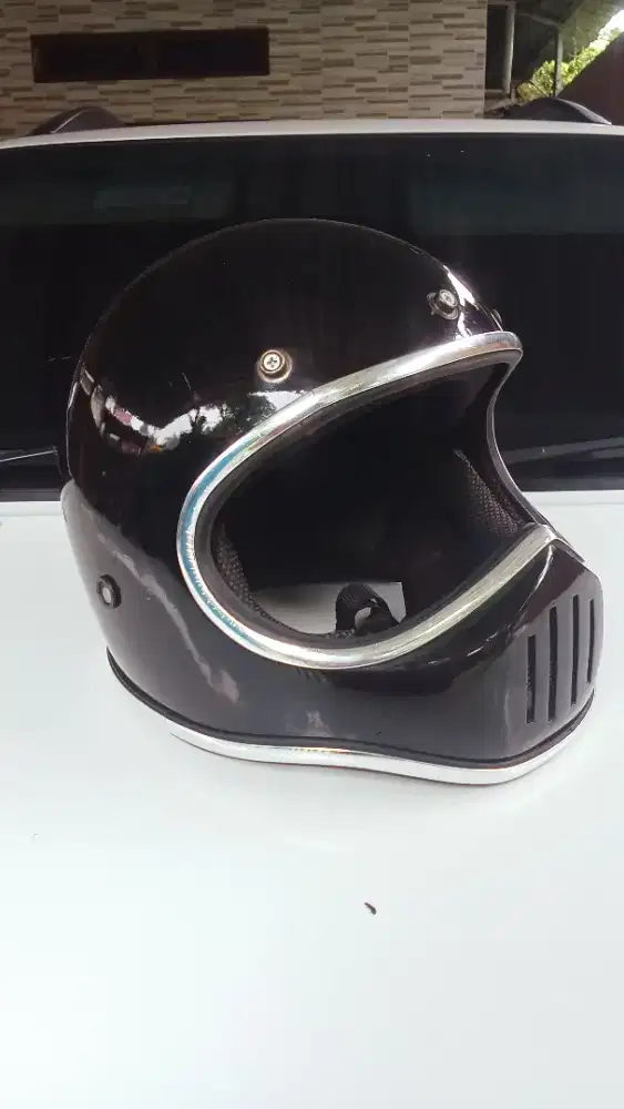 Dijual Helm Cakil pribadi mulus bening kondisi terawat siap pakai bos