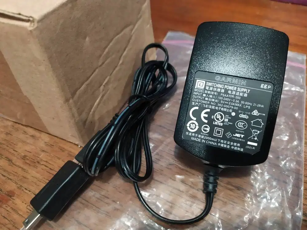Adaptor Charger Garmin Nuvi Drive Drivesmart 2A Cas Casan PSAA10R-050