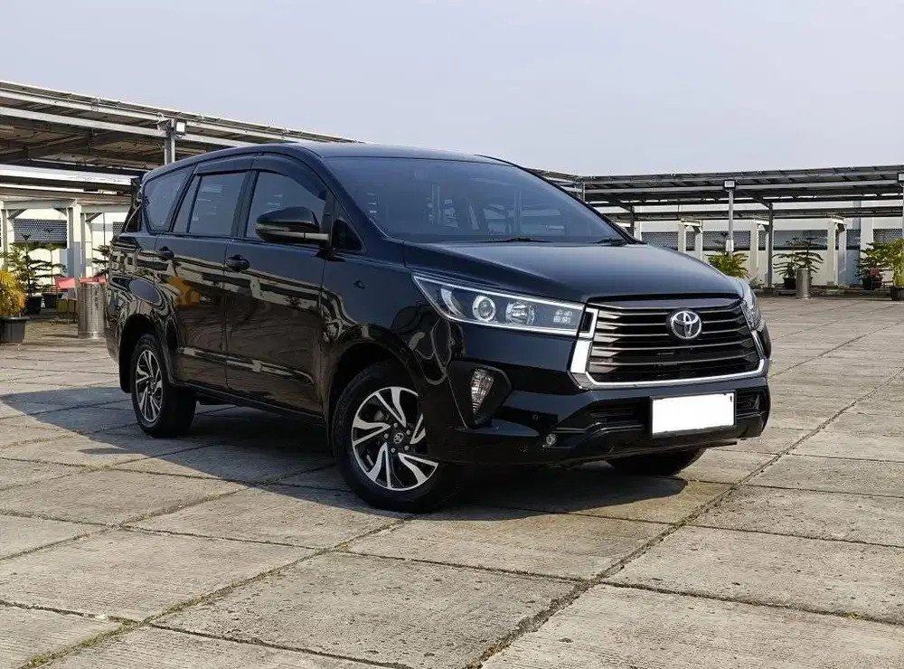 Innova V 2.4 AT 2020