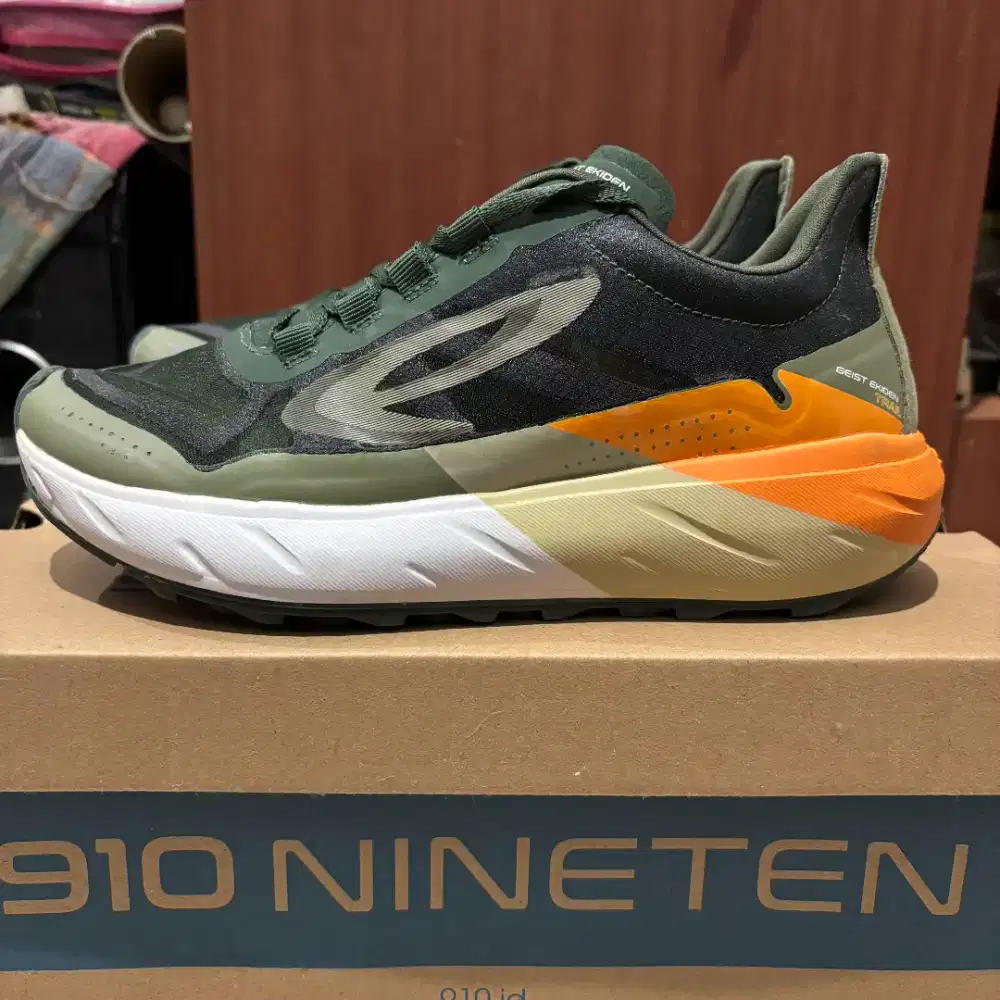 Sepatu 910 - Geist Ekiden Trail