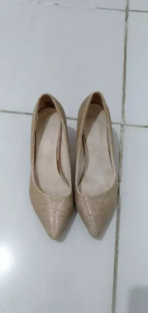 Sepatu heels size 36