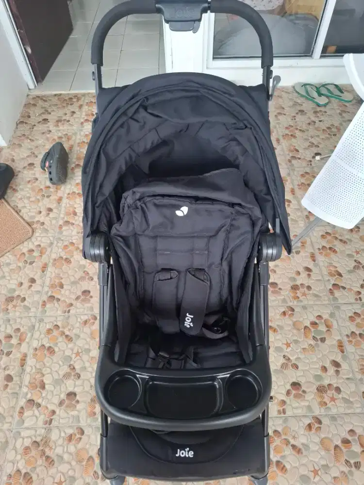 STROLLER BAYI JOIE