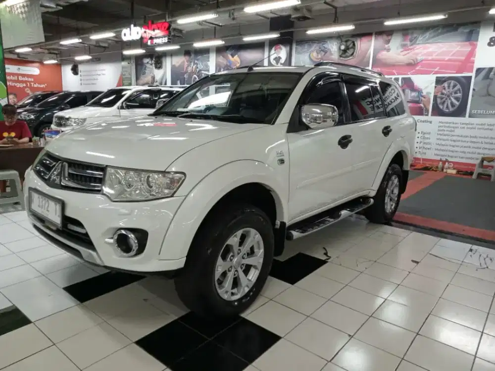 MITSUBISHI PAJERO DAKAR VGT AT 2014 PUTIH