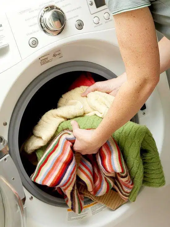 Dibutuhkan Karyawan WANITA Laundry Poris