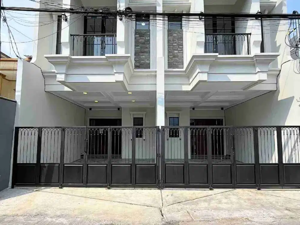 Hunian 2 lantai mewah lokasi dekat GDC letak Pinggir jalan lhoo