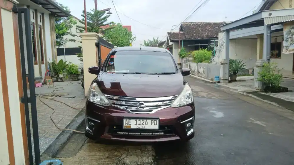 DIJUALL!!! GRAND LIVINA 1.5 XV Highway Star MT 2017