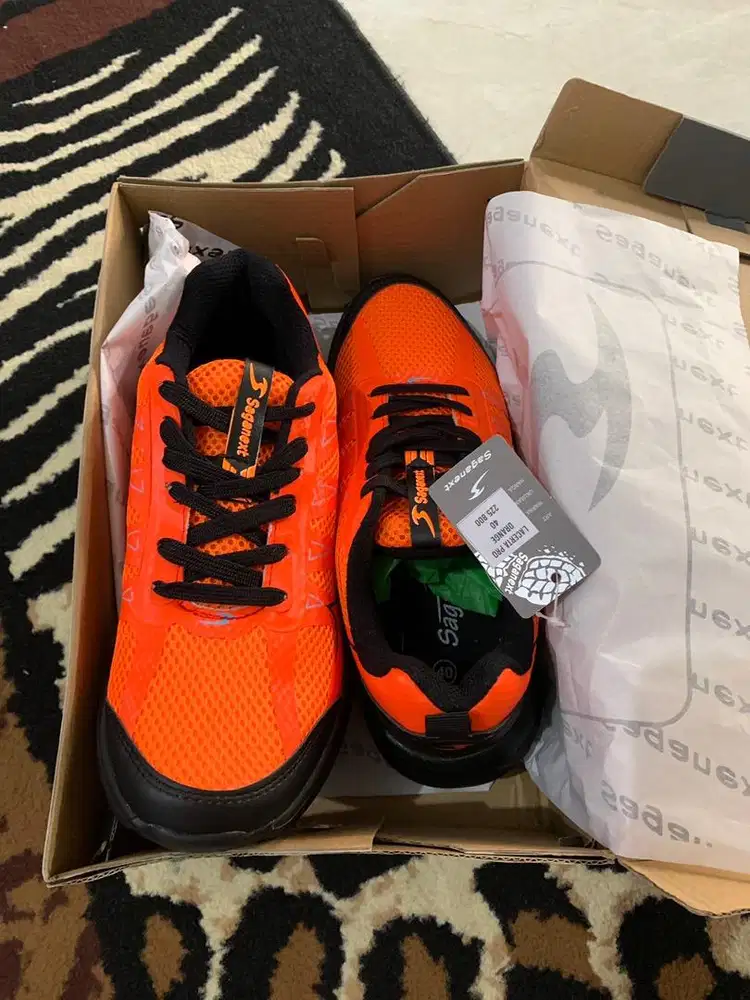 Sepatu Lacerta Pro (Saganext) Orange