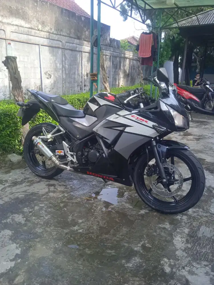 Honda CBR 150 th 2015 original ss komplit