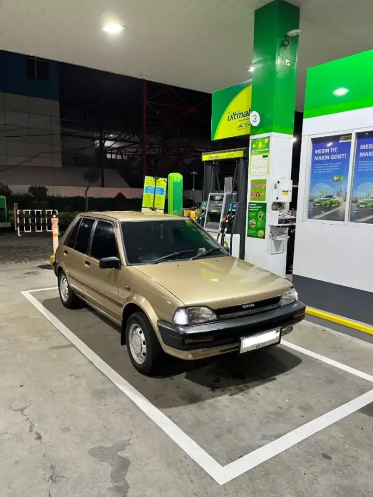 Dijual Toyota Starlet Kotak 1,3 Bagus