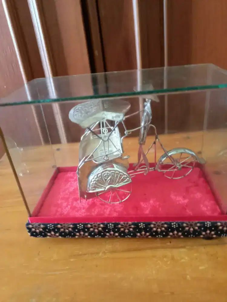 Antique Silver Handy Craft from Kota Gede Yogyakarta