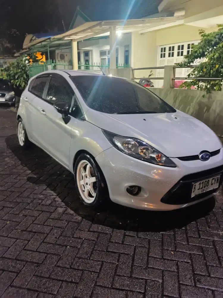 Ford Fiesta 2011 Bensin
