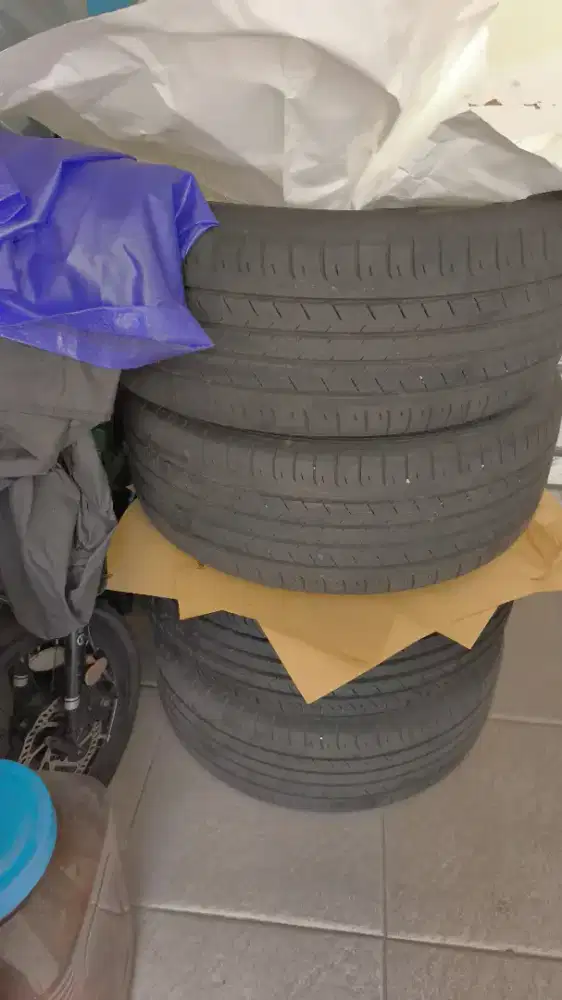 Jual Ban Bekas masih bagus
