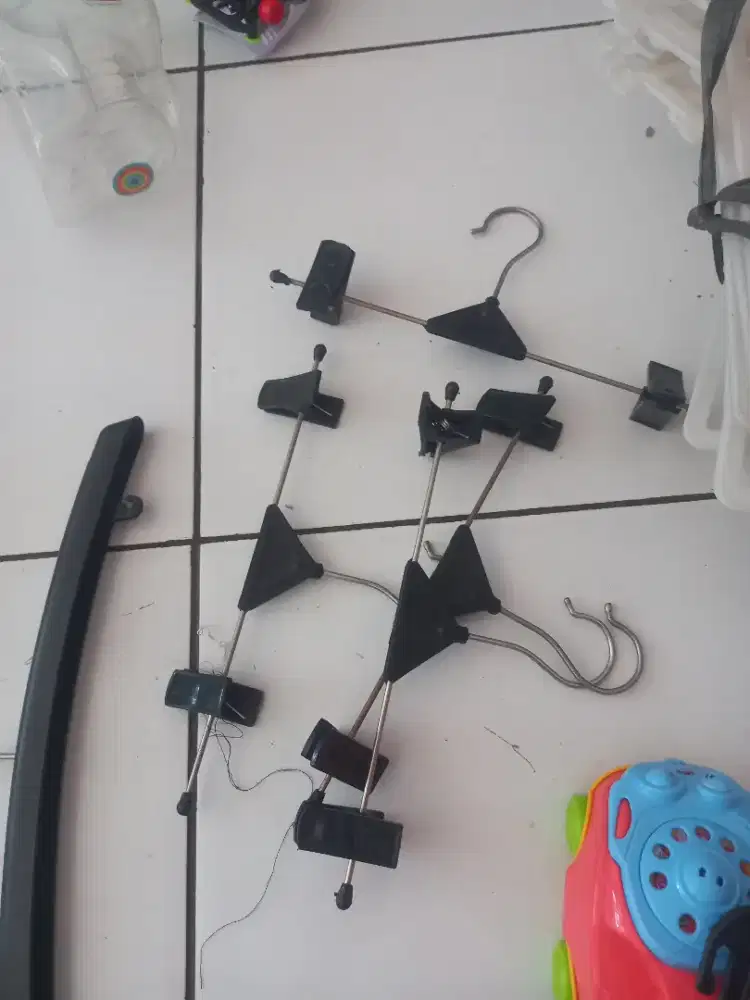 Hanger gantungan baju untuk toko/usaha fashion