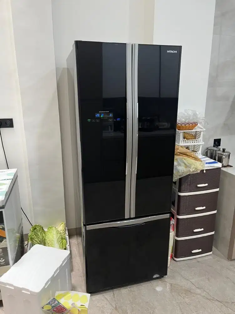 KULKAS HITACHI R-WB48PGD2 INVERTER DUAL COOLING 3 DOORS TEMPERED GLASS