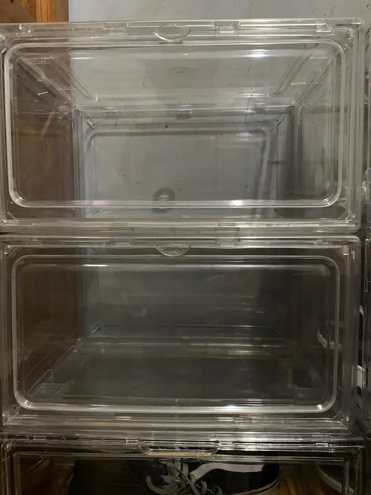 JUAL AKRILIK BOX BISA UNTUK SEPATU DLL