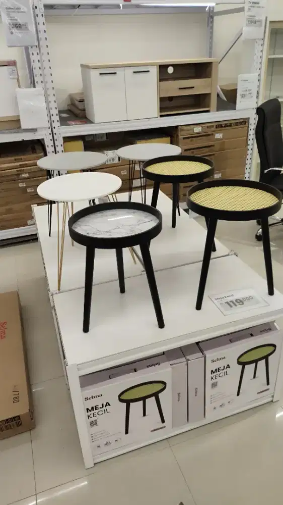 Meja sudut meja serbaguna