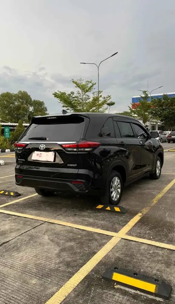 Toyota Kijang Innova 2023 Bensin