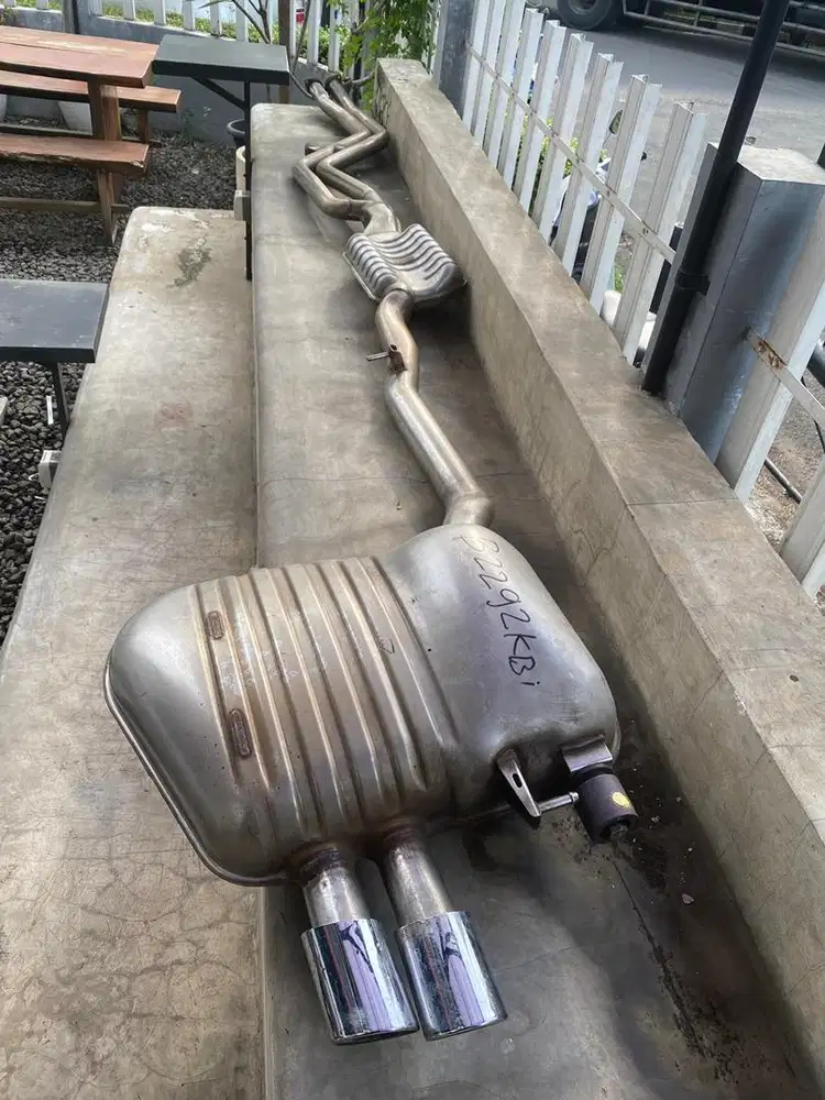 knalpot BMW type F10 copotan seri 525i