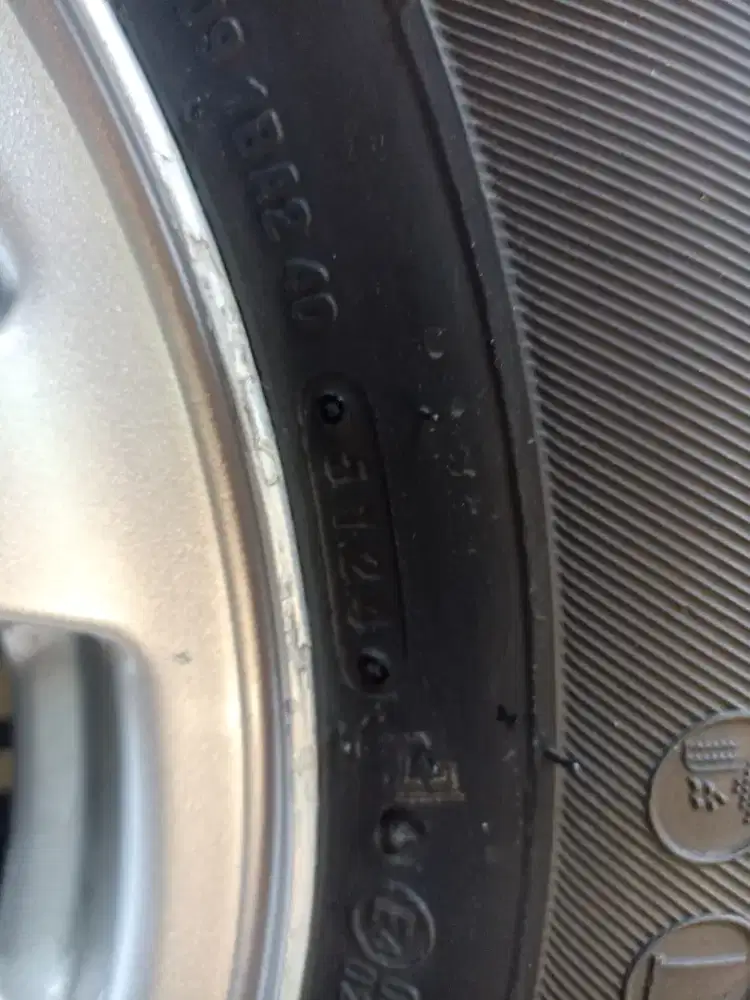 Ban Accera eco plush 175/70/13 dan velg R13