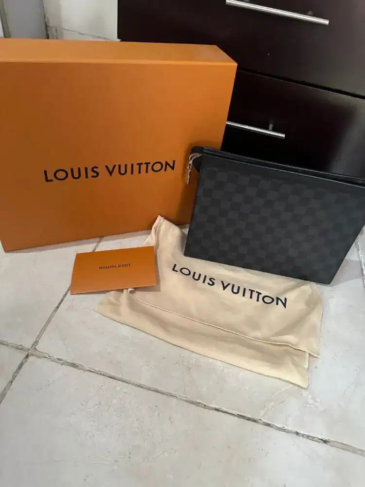 Lois Vuitton Pochette Voyage MM Authentic Brand New