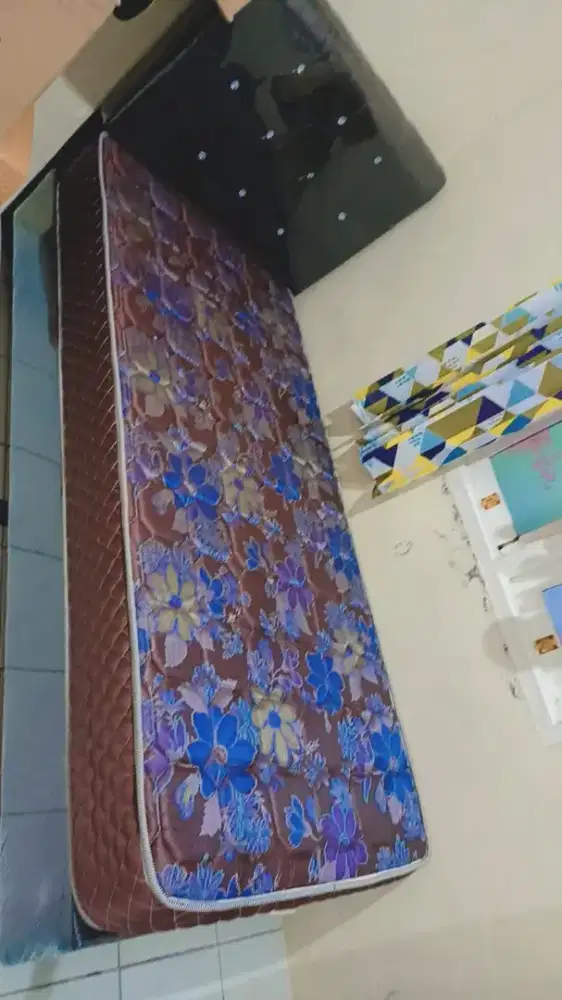 DIJUAL KASUR + DIPAN